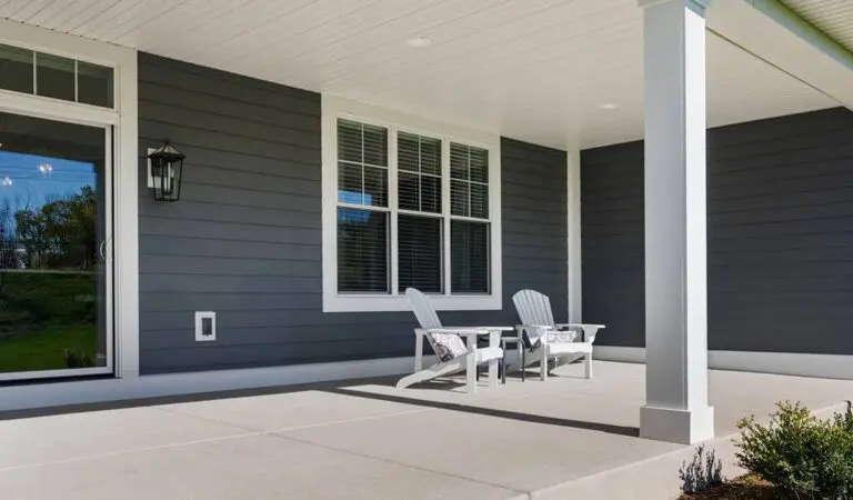 The Connelly Back Porch In River Hills